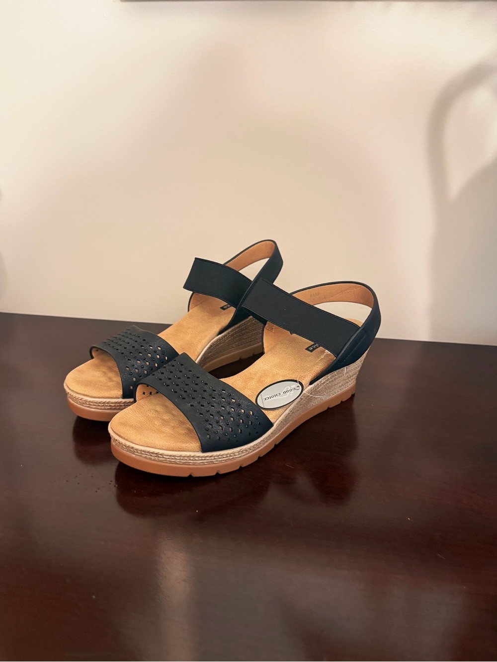 Good choice black wedge sandals